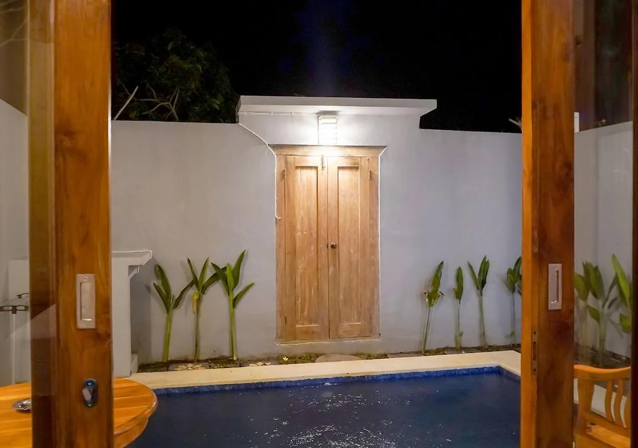 Made 02 Balangan, Homestay, Villas, & Warung Made02 Uluwatu  Indonesia