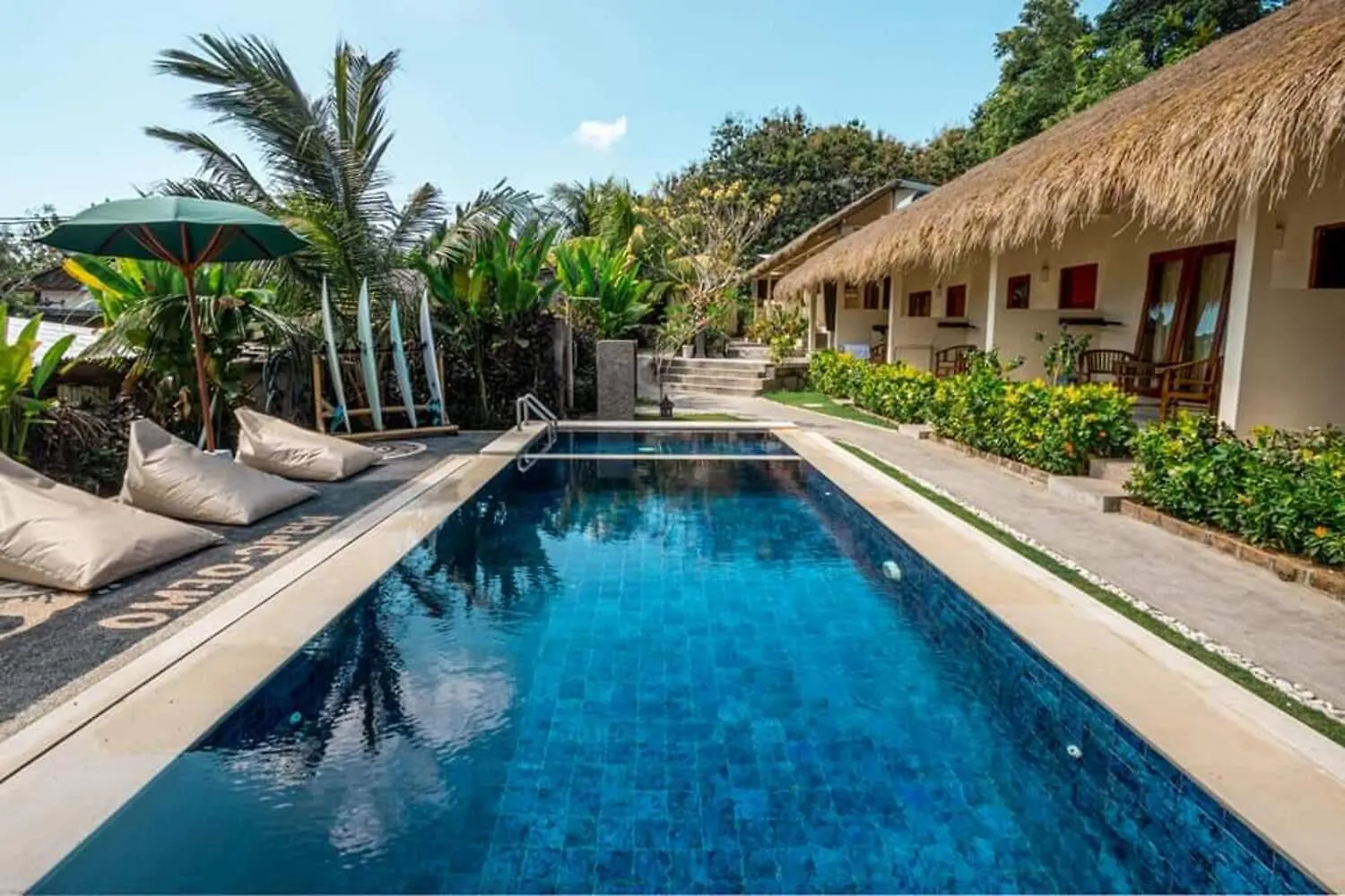 Made 02 Balangan Homestay & Warung Made Uluwatu  Indonesia